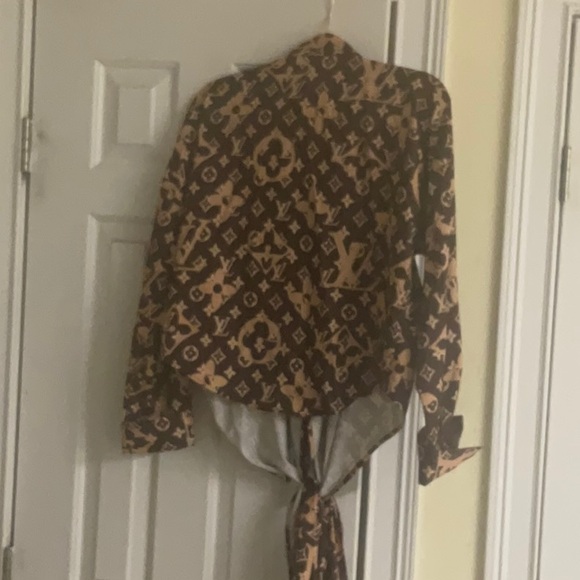 LVFashion Patterned Brown and Tan Women's Top - Picture 4 of 8